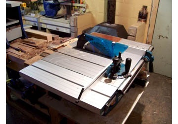 260mm Máy cưa bàn Makita MLT100 260mm Máy cưa bàn Makita MLT100