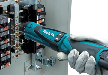 7.2V Máy khoan/vặn vít dùng pin Makita DF010DSE 7.2V Máy khoan/vặn vít dùng pin Makita DF010DSE